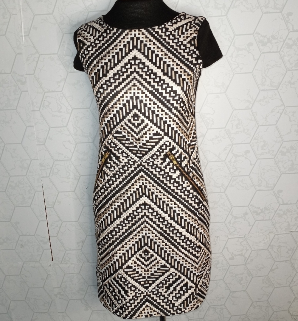 Rare Editions Gold Black and White Aztec pattern Dress With gold zip pockets